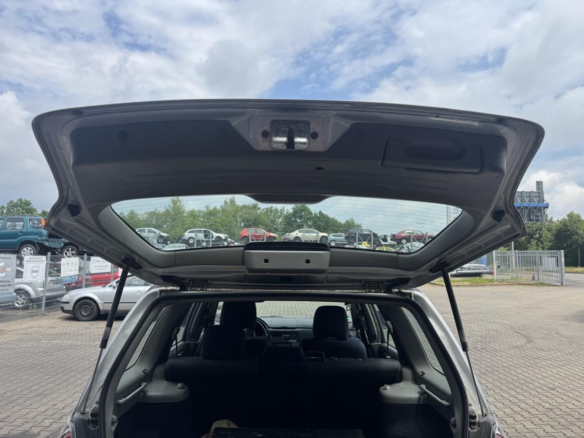 Subaru Forester 2 SG original Heckklappe mit Heckscheibe silber 01G premium silver met. Bj.2007